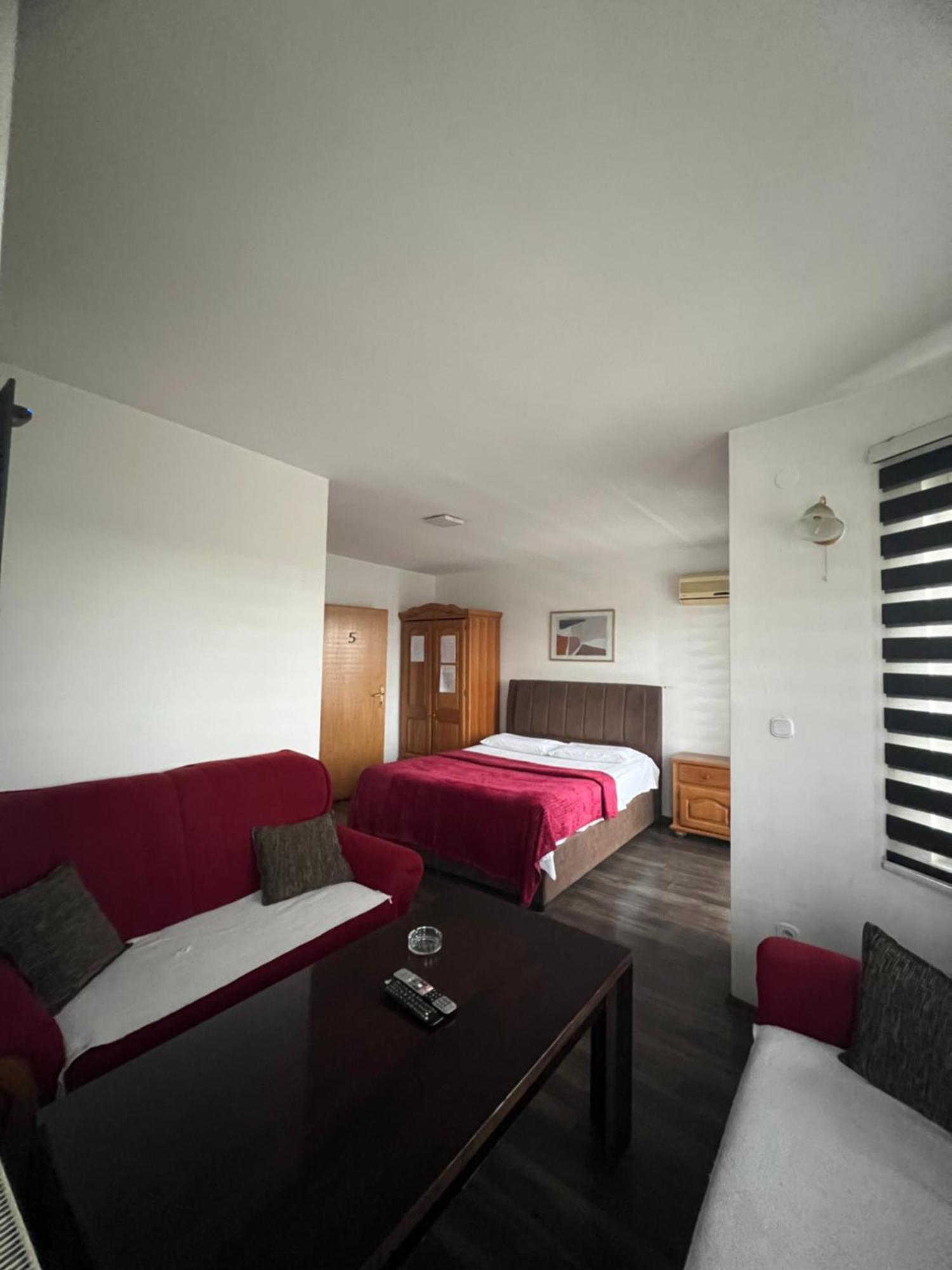 Prenociste Samir Hotel Gradacac Luaran gambar
